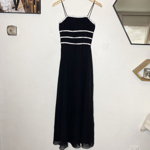De Laru Dresses & Skirts - Y2K De Laru Black And White Spaghetti Strap Maxi‎ Dress Satin Trim Women’s 3/4